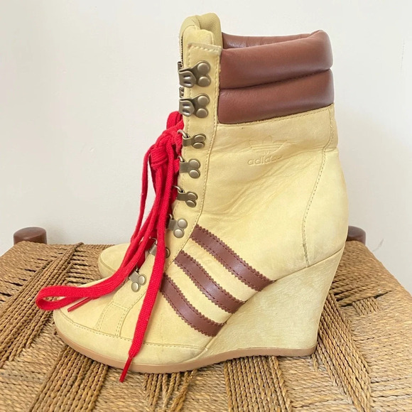 jeremy scott hiking boots